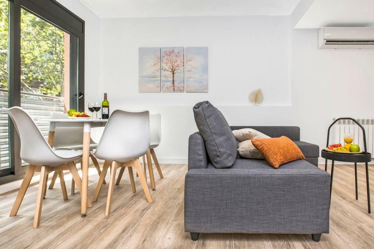 Stay U-Nique Apartments Fabra I Puig Барселона Екстер'єр фото