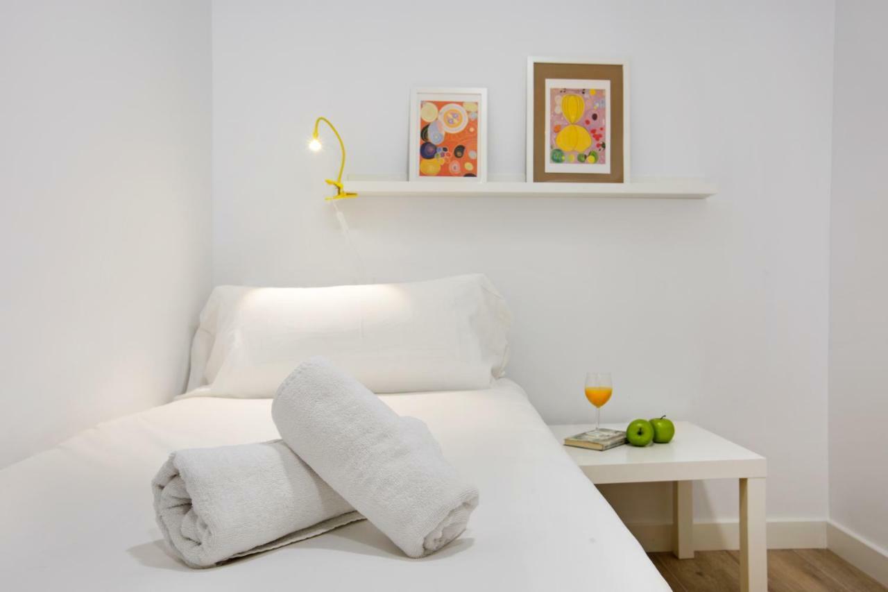 Stay U-Nique Apartments Fabra I Puig Барселона Екстер'єр фото